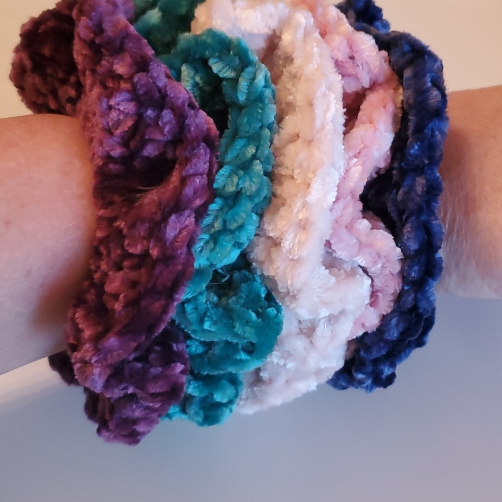 5 Handmade Crochet Scrunchies - Picture 2 of 8